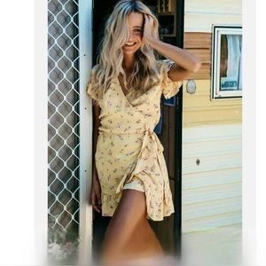 PRETTY MOON WRAP DRESS